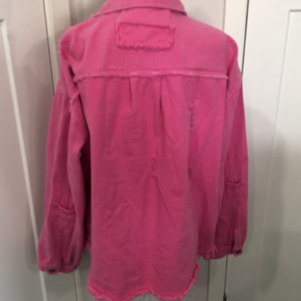 Women’s Oversize Frayed Lightweight Denim Jacket Size XL.  Bubble gum pink. - Picture 6 of 17